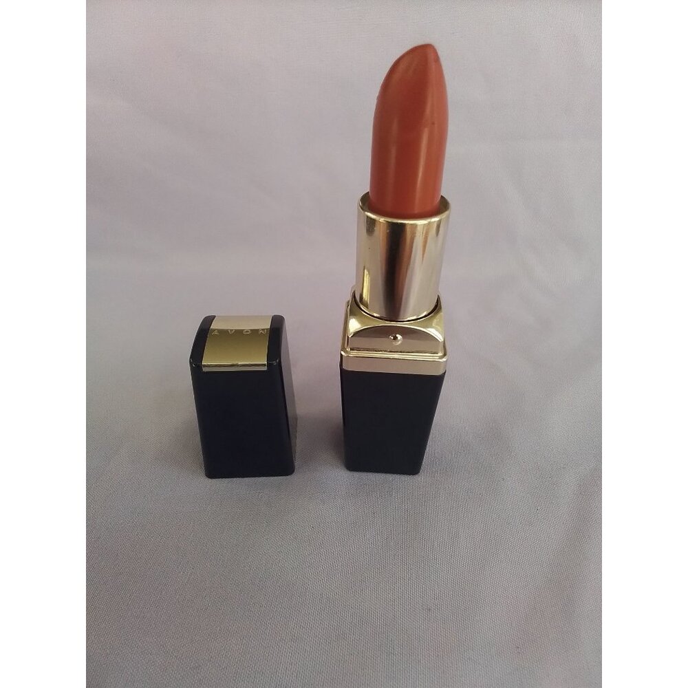 Avon Ultra Color Rich Renewable Lipstick Mocha Creme Long-Lasting Lip Color